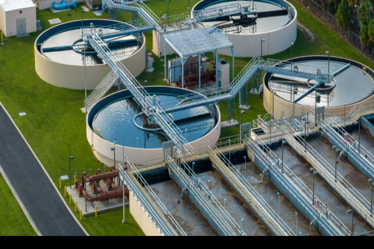 planta industrial de tratamiento de aguas
